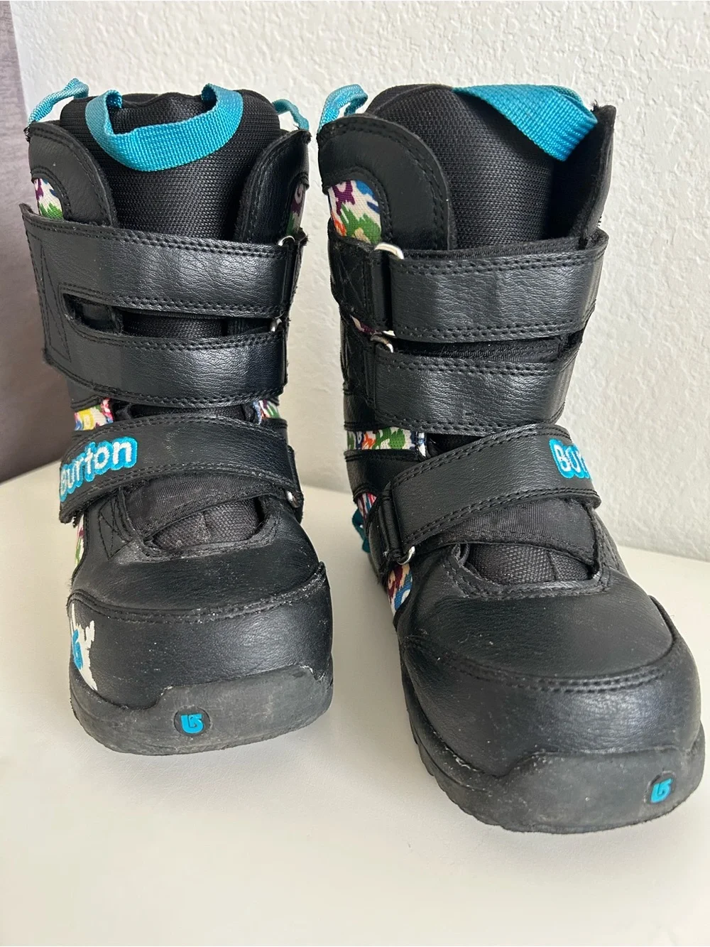 Burton Mini Grom Snowboard Boots Black w Multicolor Accents Kids Size 2